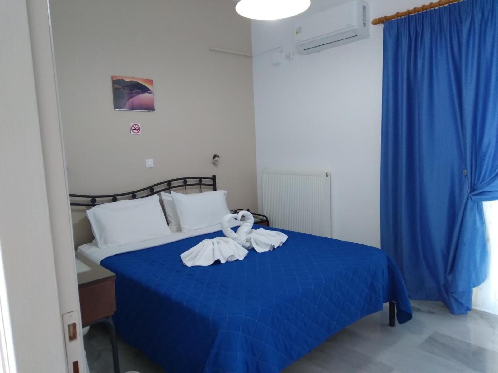 Makis Studios & Apartments Poros  Exterior foto